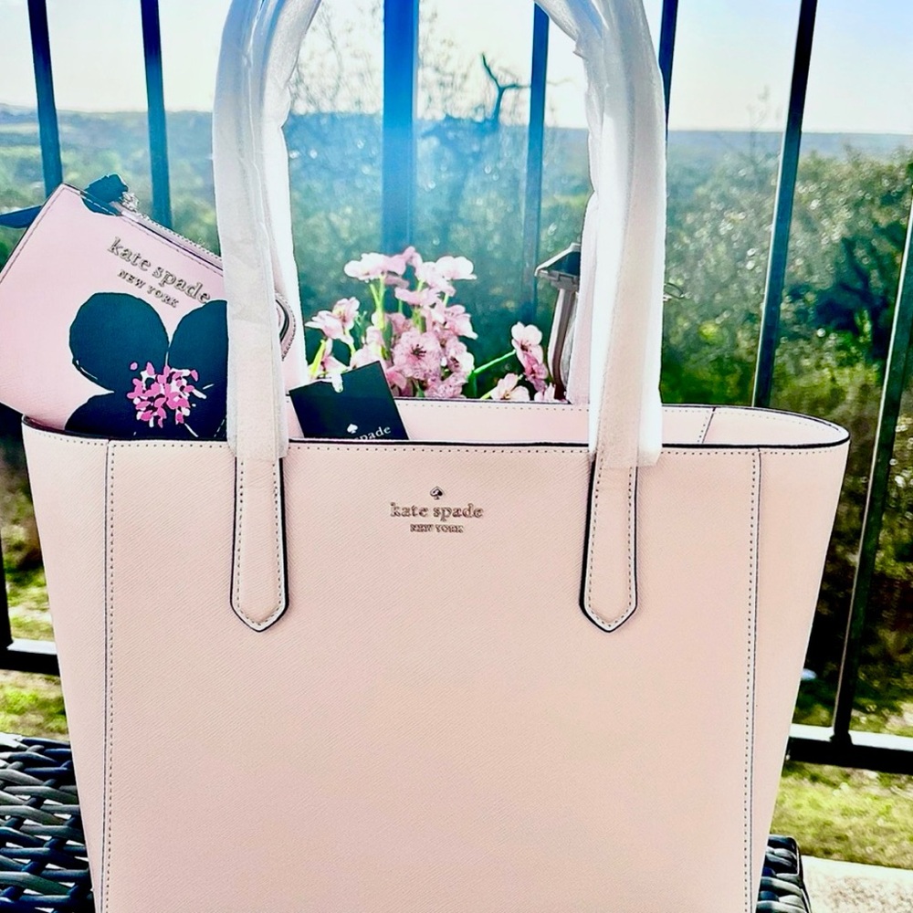 Kate Spade Bundle—Powdered Sugar pink Staci tote / Cameron Grand flora wallet. 💗
